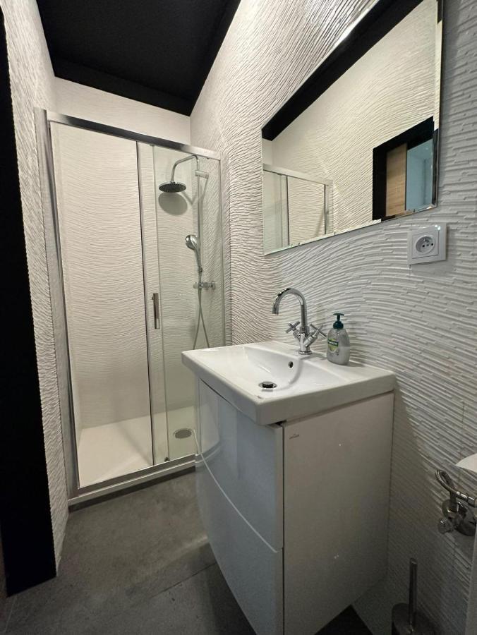 Ferienwohnung Przyjemny Lokal W Centum Miasta Łódź Exterior foto